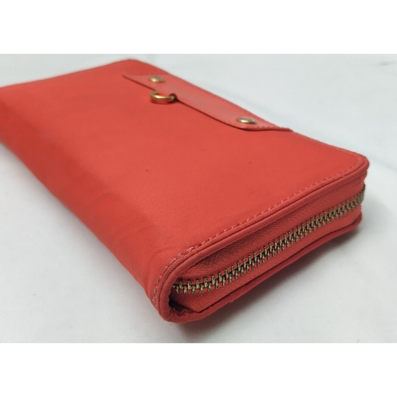 Marc By Marc Jacobs Hot Pink Nylon Zip Around Credit Card Long Wallet - Picture 8 of 16